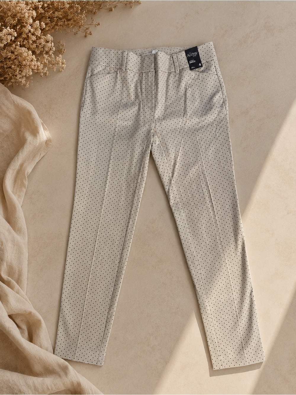 New York & Company Audrey Polka Dot Ankle Pants Size 4 NWT